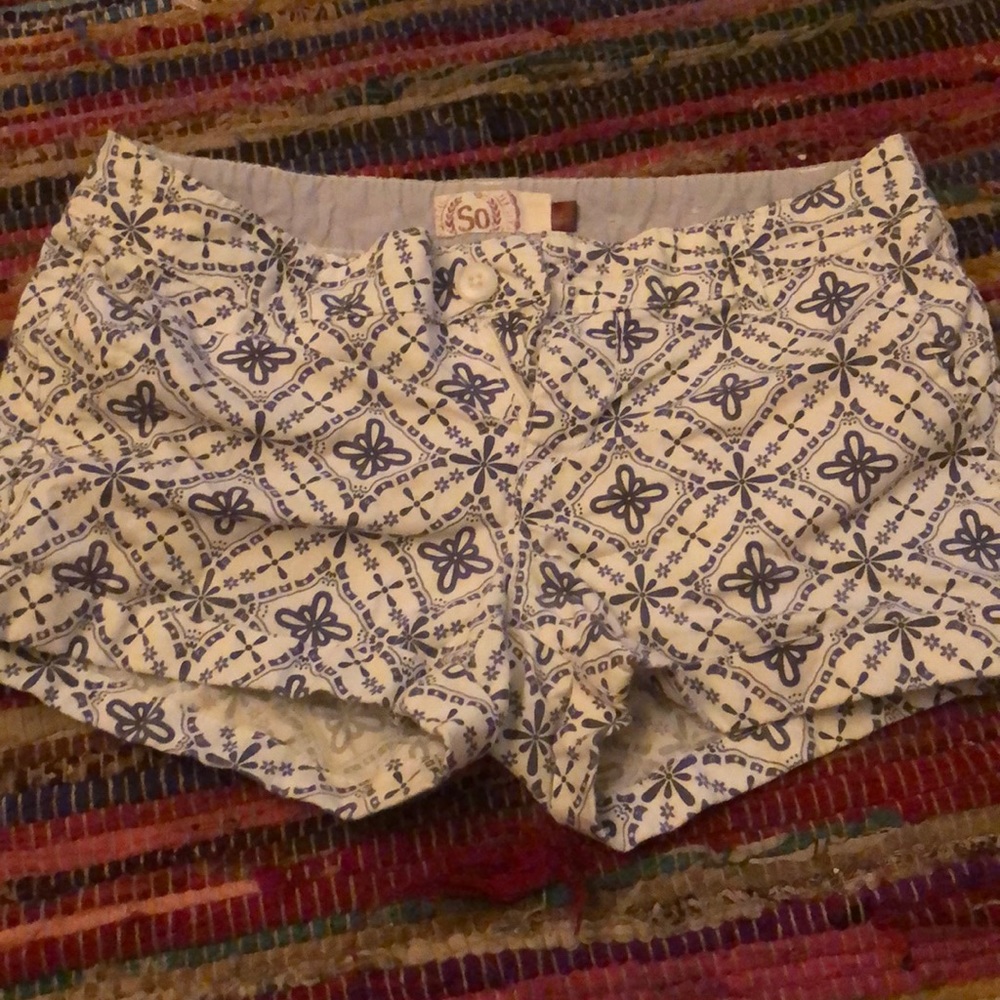 Cute Blue and White Patterned Shorts